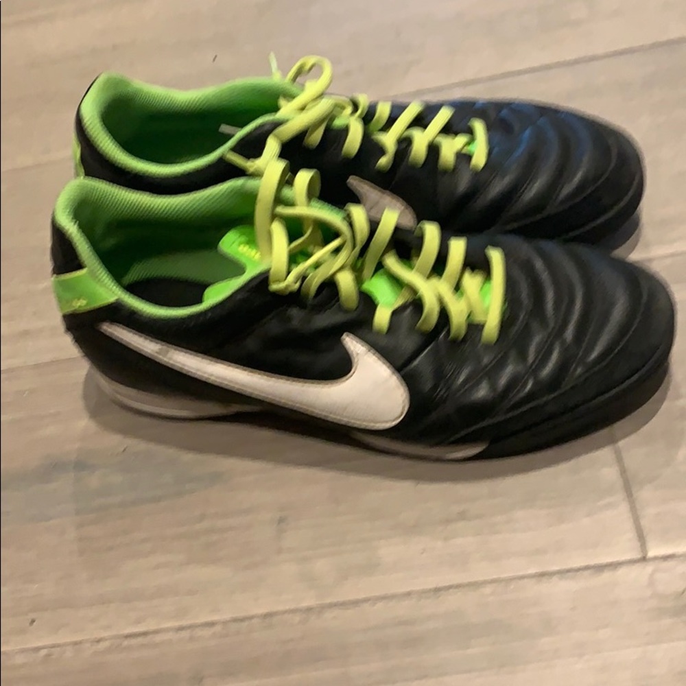Nike Tiempo turf